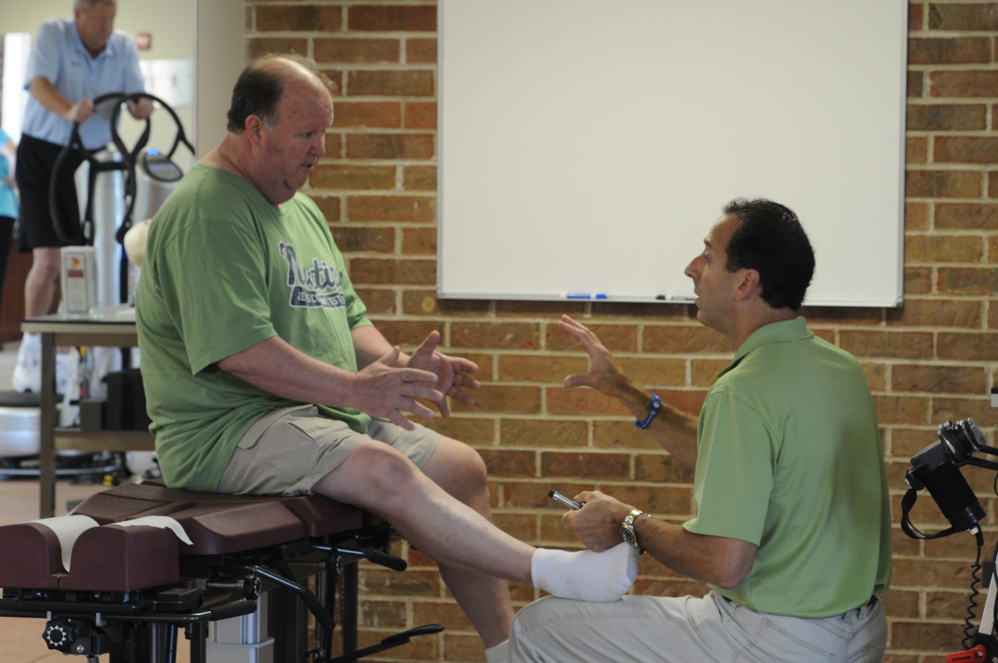 Chiropractic Foot Care Chiropractor Naperville and Woodridge